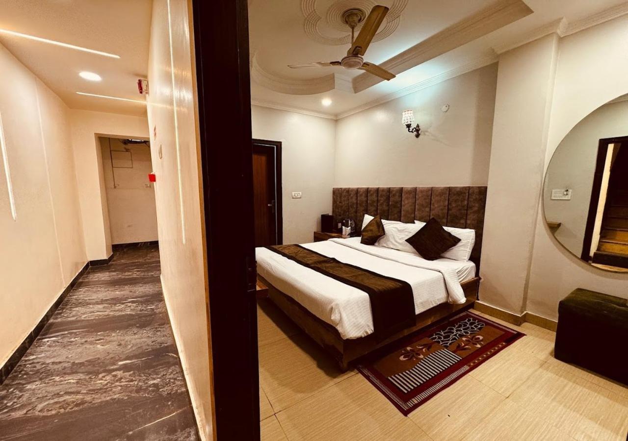Hotel Jai Balaji, Paharganj, New Delhi Railway Station Bagian luar foto
