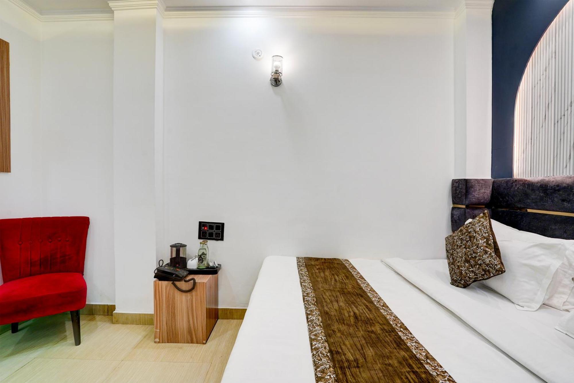 Hotel Jai Balaji, Paharganj, New Delhi Railway Station Bagian luar foto