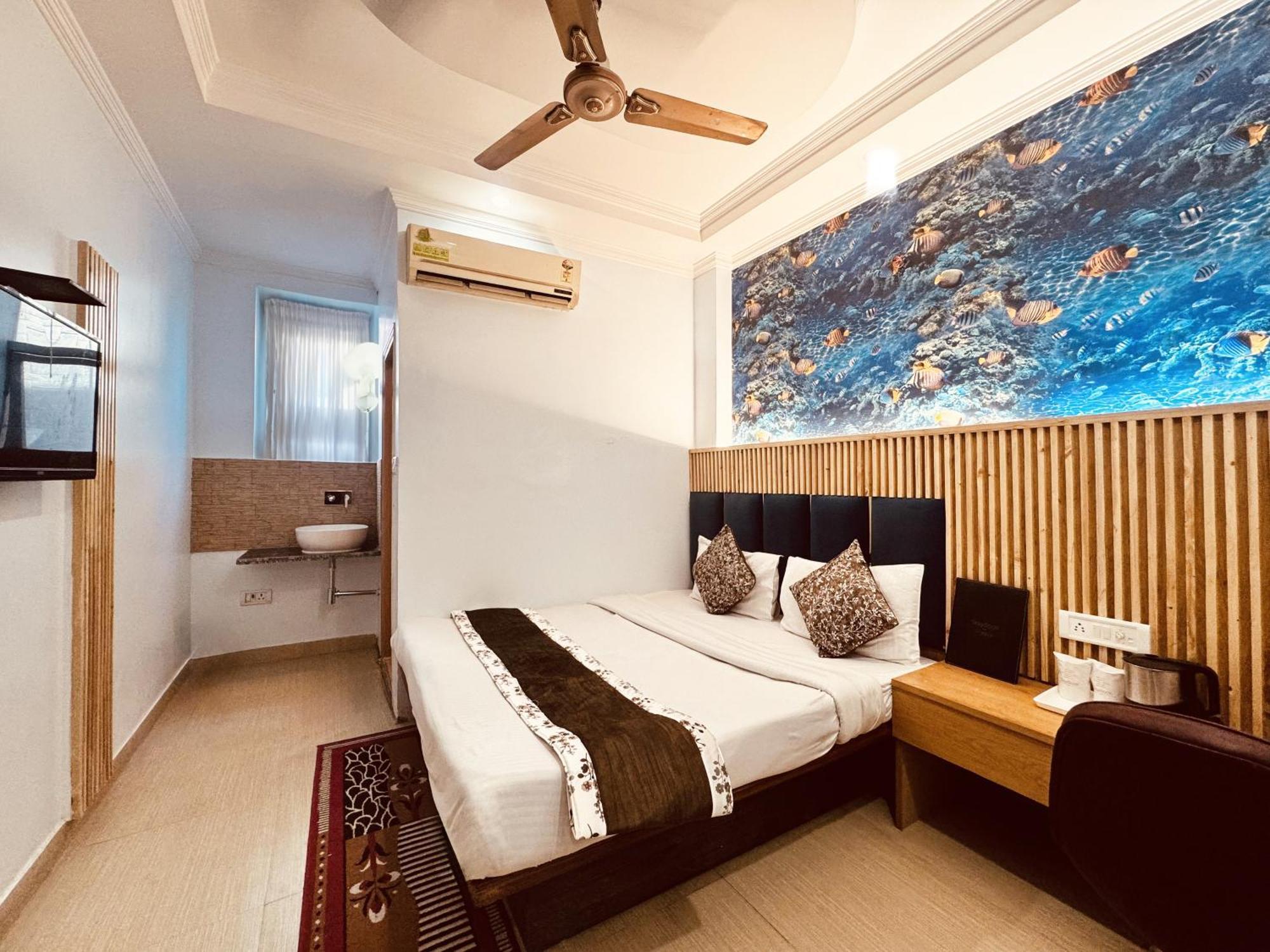 Hotel Jai Balaji, Paharganj, New Delhi Railway Station Bagian luar foto